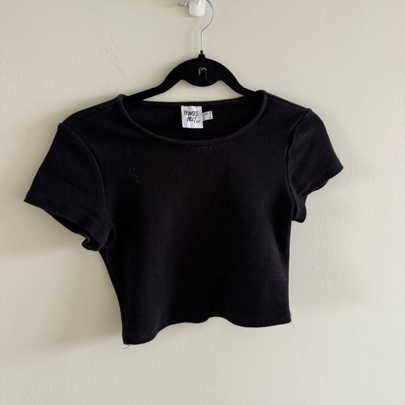 Princess Polly Black Ribbed Tee - Picture 2 of 3